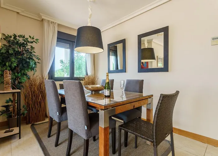 Lejlighed Luxurious And Spacious With A Private Garden And Solarium With Great Views In Area Marbella, Sunset Golf, La Resina Country Golf *