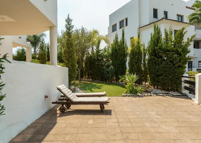 Luxurious And Spacious With A Private Garden And Solarium With Great Views In Area Marbella, Sunset Golf, La Resina Country Golf *