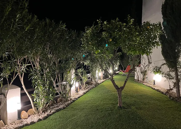 Luxurious And Spacious With A Private Garden And Solarium With Great Views In Area Marbella, Sunset Golf, La Resina Country Golf *