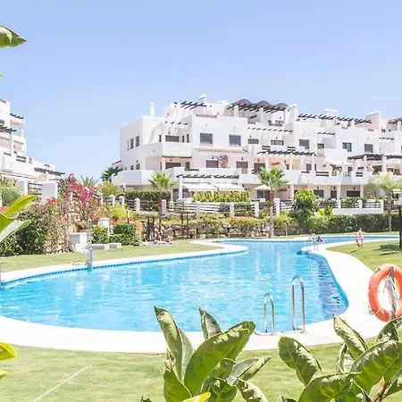 Luxurious And Spacious With A Private Garden And Solarium With Great Views In Area Marbella La Resina Country Golf Apartment Estepona
