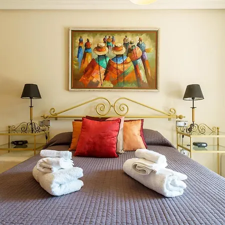 Luxurious And Spacious Apartment With A Private Garden And Solarium With Great Views In Estepona Area Marbella La Resina Country Golf Estepona