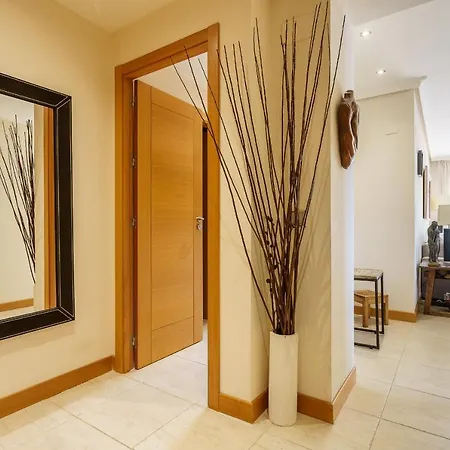 Luxurious And Spacious Apartment With A Private Garden And Solarium With Great Views In Estepona Area Marbella La Resina Country Golf * Estepona