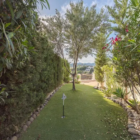 Guestready - Sunset Golf With Private Garden * Estepona
