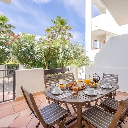 Apartment Guestready - Sunset Golf With Private Garden *