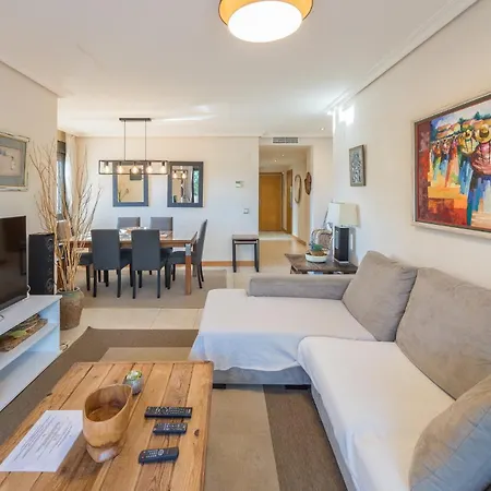 Apartmán Guestready - Sunset Golf With Private Garden Estepona
