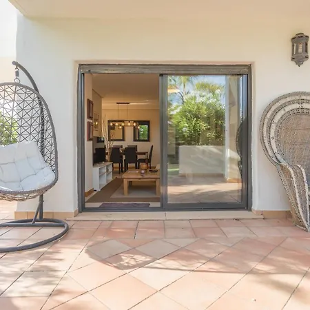 Apartmán Guestready - Sunset Golf With Private Garden Estepona
