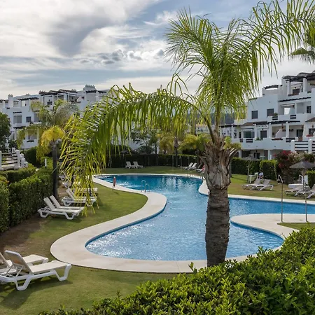 Apartmán Guestready - Sunset Golf With Private Garden