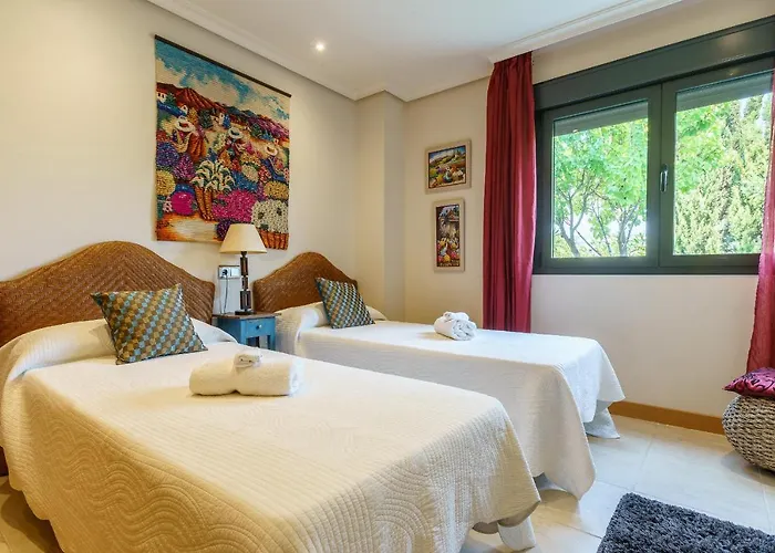 Luxurious&spacious With A Private Garden&solarium With Great Views In área Marbella La Resina Country Golf Estepona