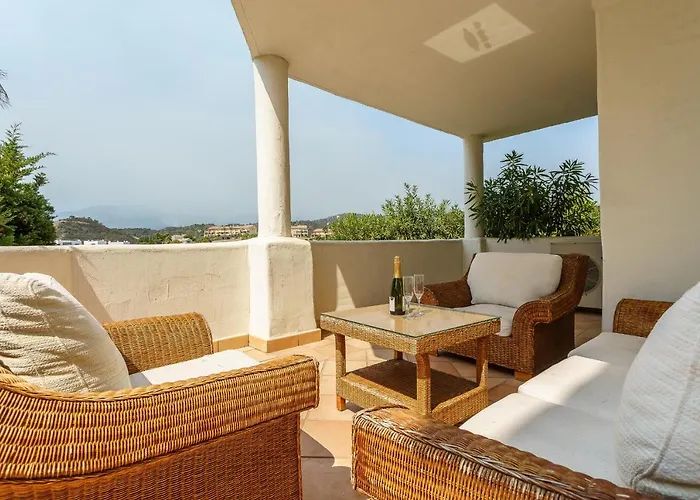 Luxurious And Spacious With A Private Garden And Solarium With Great Views In Area Marbella, Sunset Golf, La Resina Country Golf * Estepona